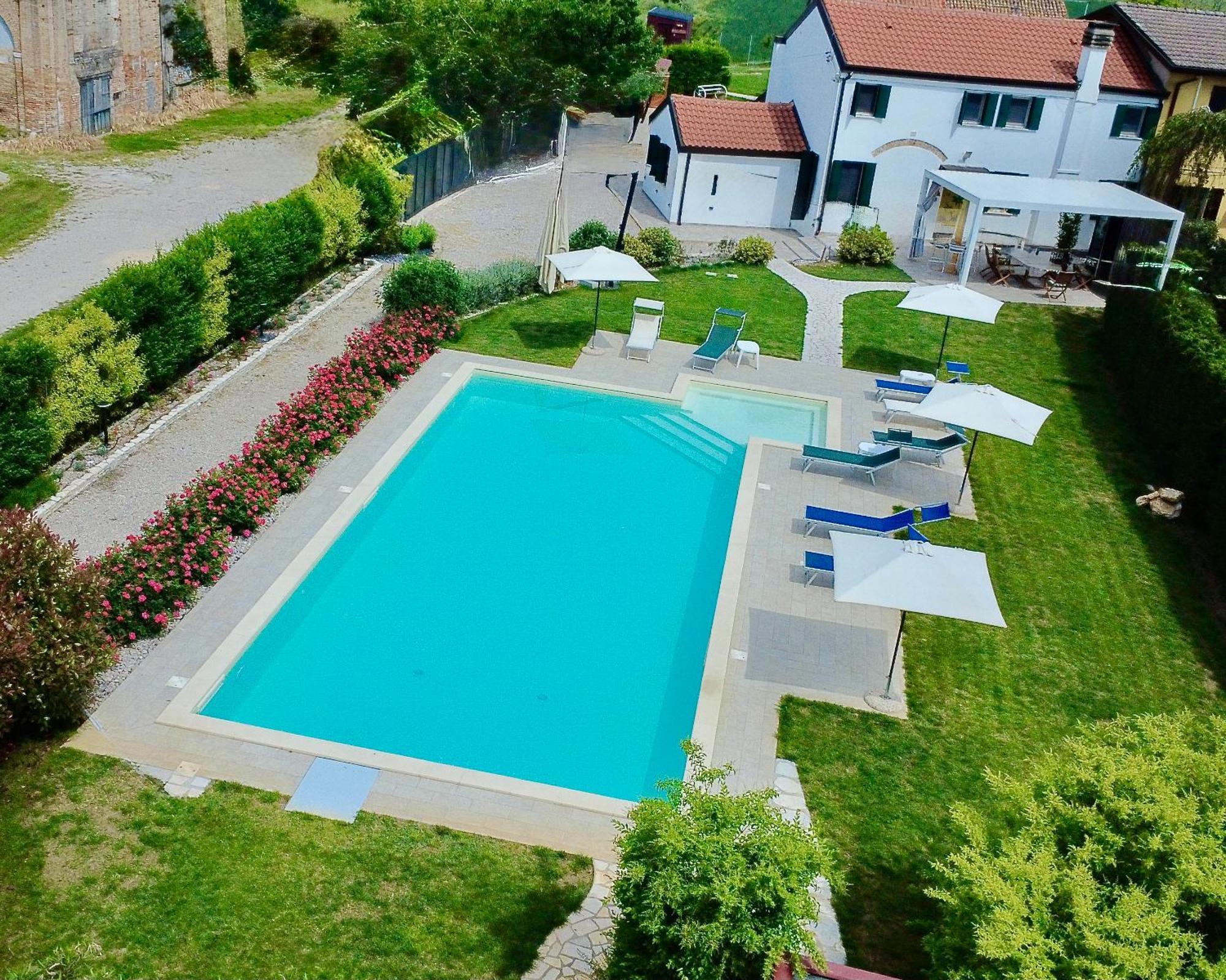 Adria Bnb Exterior foto